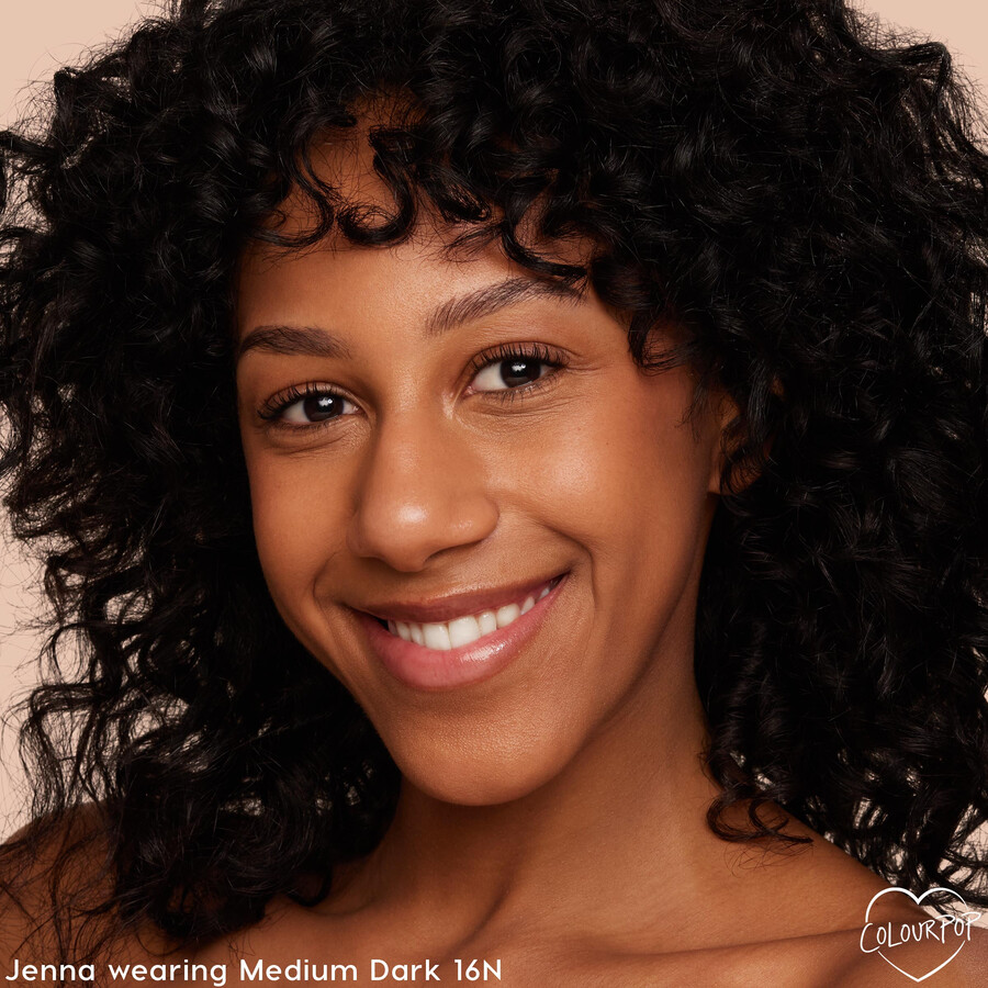 pretty fresh hyaluronic acid tinted moisturizer