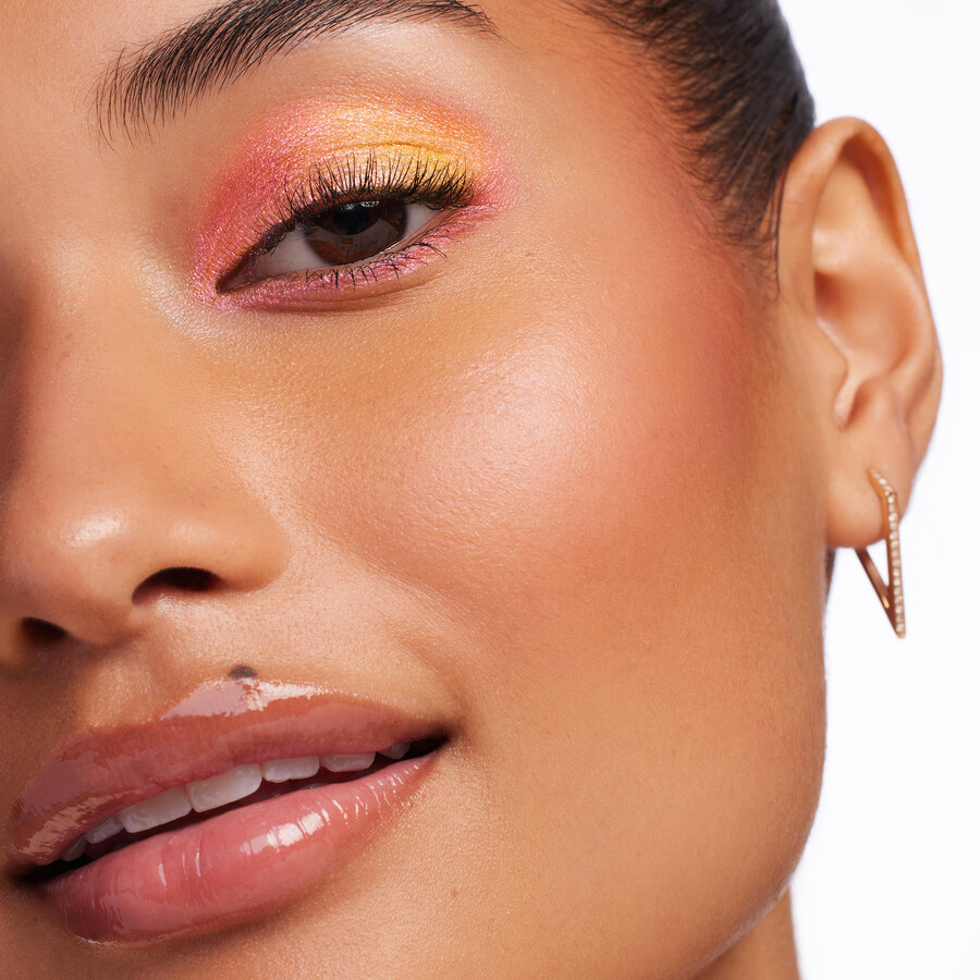 pressed powder blush